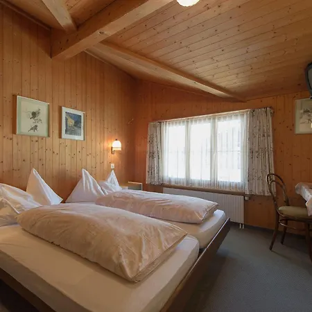 Stoeckli Hostel *